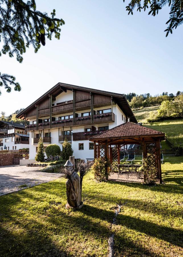 Raschoetzhof Funes  Exterior foto